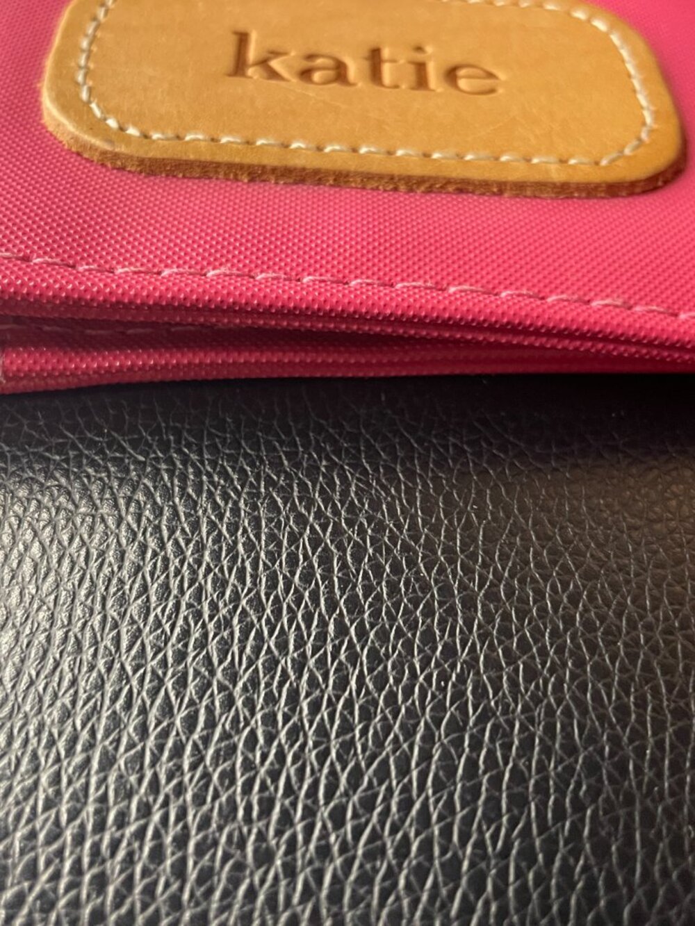 Jon Hart Pink Notepad Folio - Picture 5 of 9